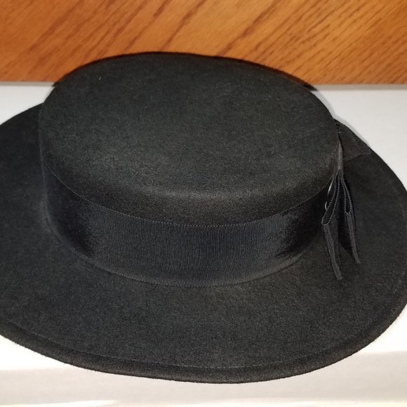?100% Wool Vintage Arlin Black Hat w/ bow and changeable trims.